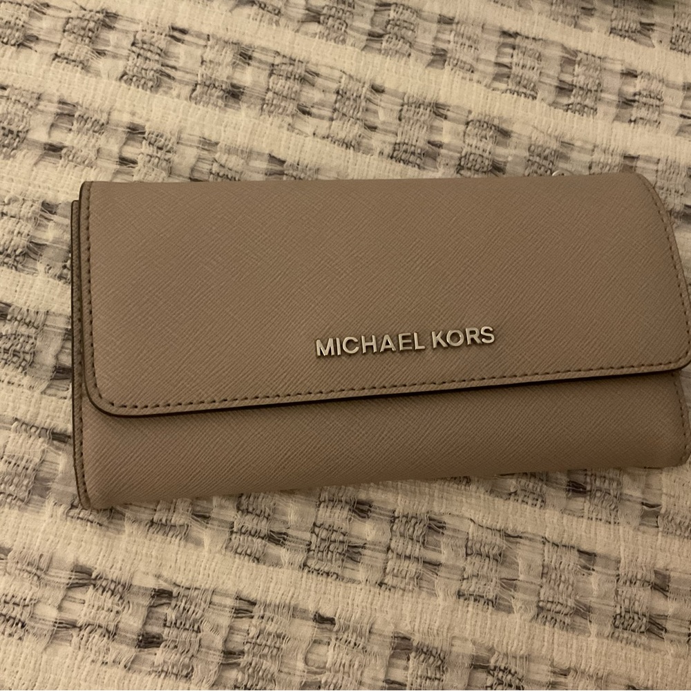 Michael Kors Tan Wallet